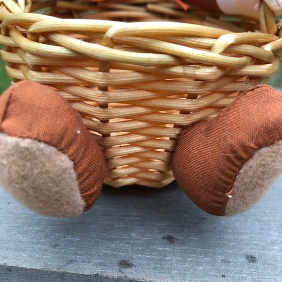 Russ Vintage Thanksgiving Pilgrim Treat Basket 5" High Brown Clothes Yellow Hair - Picture 7 of 12